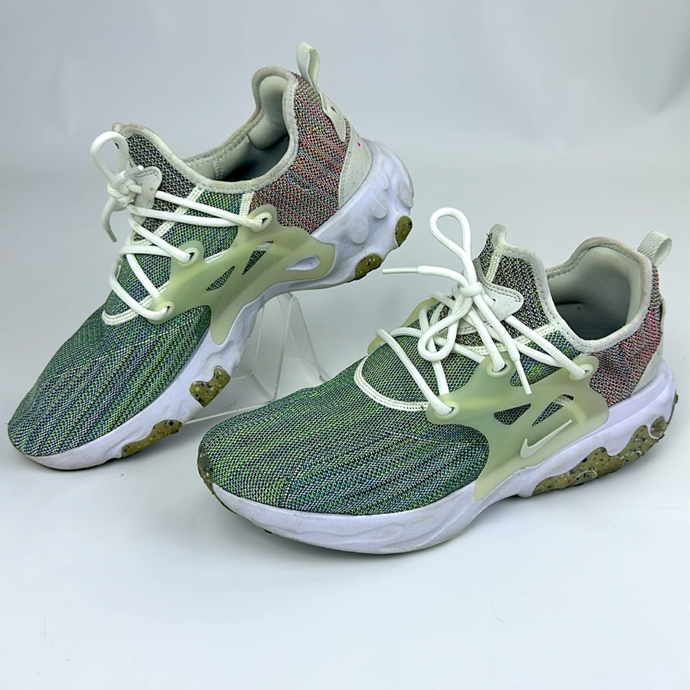Nike React Presto Flyknit Multi Blue/Green/Red Running Shoes. Mens Size 12. EUC.